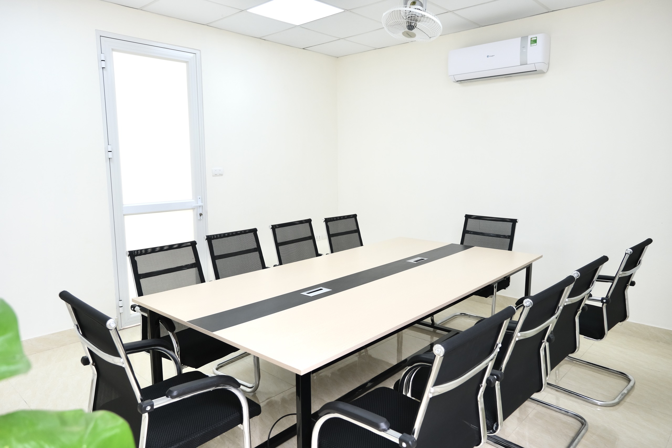 CHO THUÊ PHÒNG HỌP GIÁ RẺ